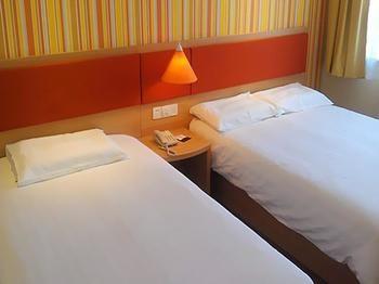 Home Inn Fujiatun Luaran gambar